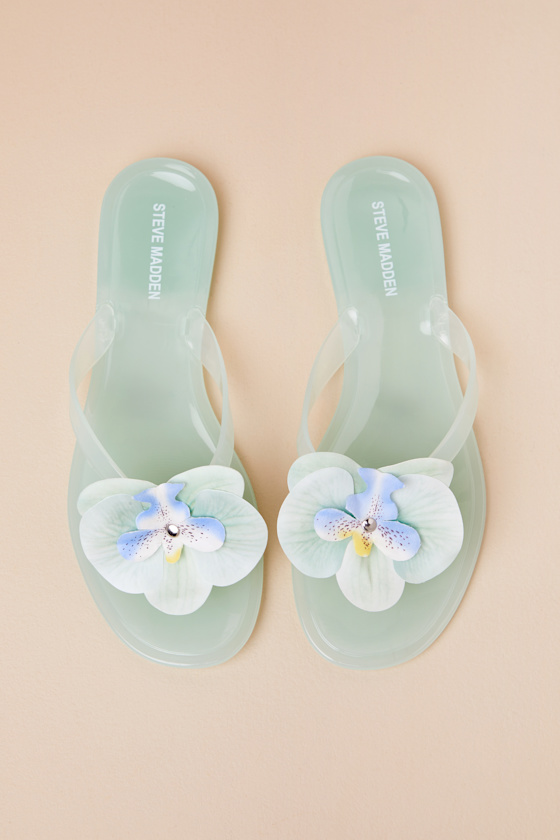 Steve Madden Poppyseed Mint Floral Jelly Thong Sandals In Blue