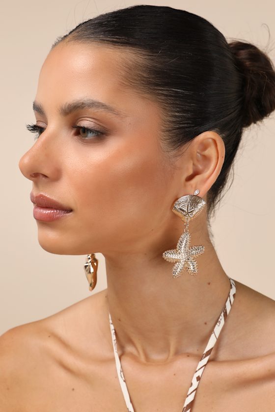 LULUS ASTERIAS GOLD STARFISH MISMATCH STATEMENT EARRINGS