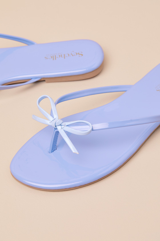 SEYCHELLES WISH LIST LIGHT BLUE PATENT BOW THONG SANDALS