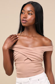 Elowyn Light Blush Cross-Front Off-the-Shoulder Top 1