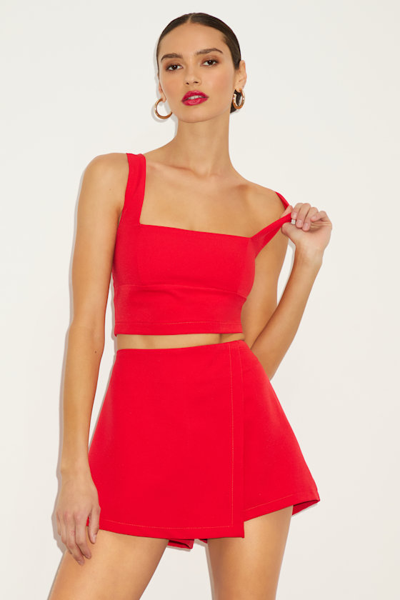 Exceptionally Styled Red Lace-Up Two-Piece Skort Romper 1