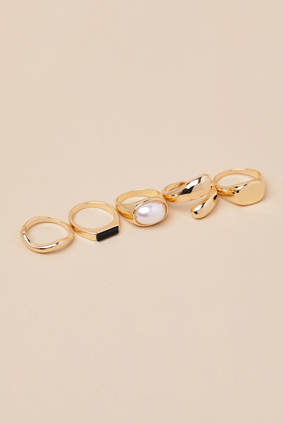 Lulus Kensley Gold Six-piece Statement Ring Set