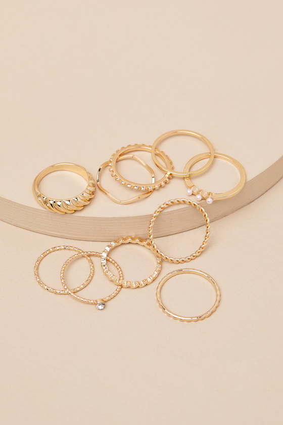 LULUS SALACIA GOLD TEXTURED 10-PIECE RING SET