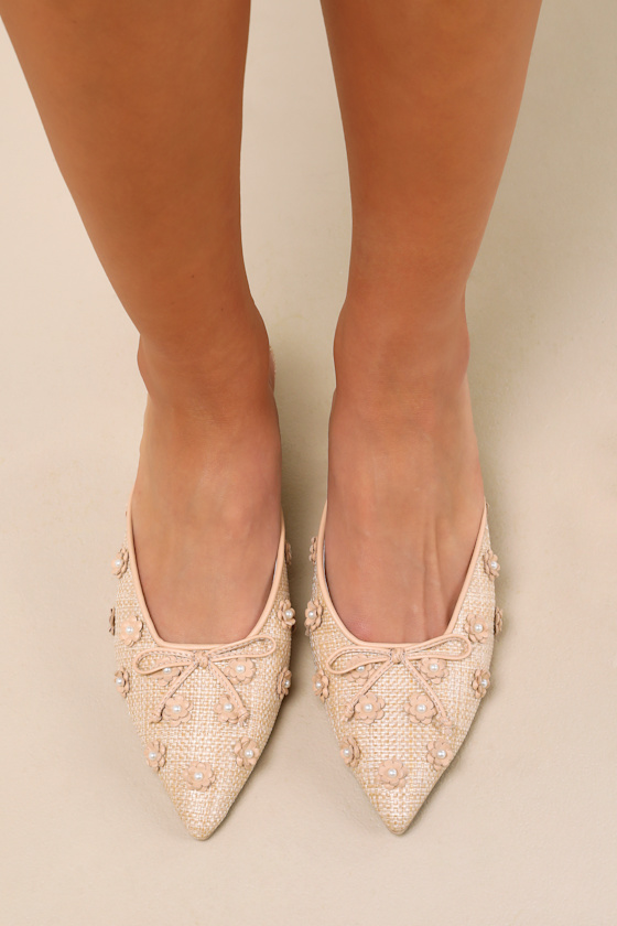 Dolce Vita Camilo Light Natural Raffia Kitten Heel Mule Pumps In Beige