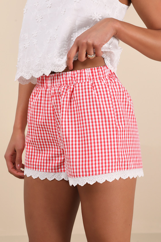 Lulus Marija Red Gingham Scalloped Shorts