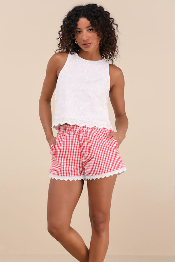 Lulus Marija Red Gingham Scalloped Shorts