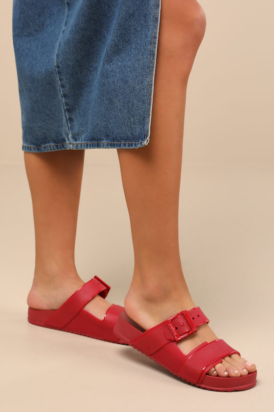 Cozy Connection Red Jelly Slide Sandals 1