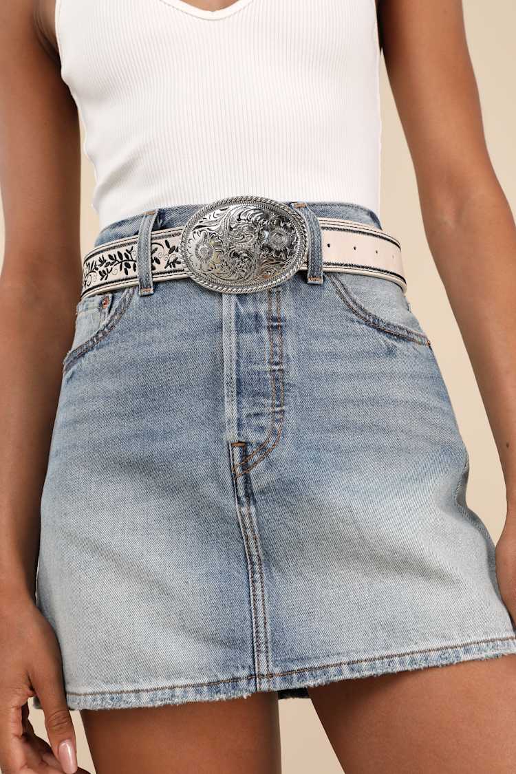 Cream Western Belt - Floral Embroidered Belt - Silver Buckle  display picture 3