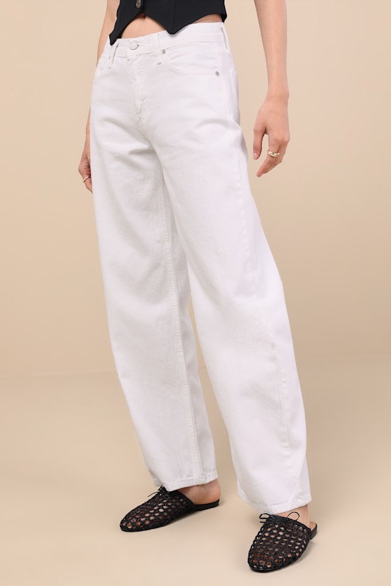 JUST BLACK EVERYDAY COOLNESS WHITE DENIM HIGH-RISE STRAIGHT-LEG JEANS