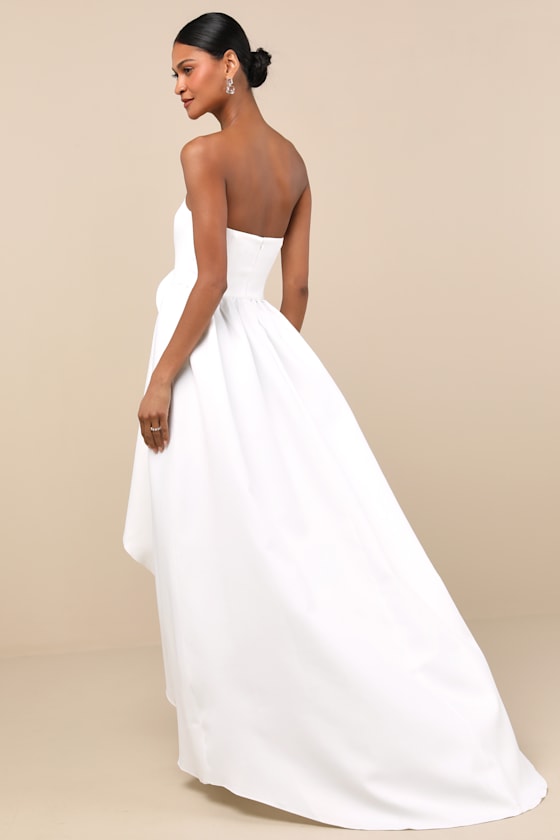 Elliatt Emiliana White 3d Rosette Strapless High-low Maxi Dress
