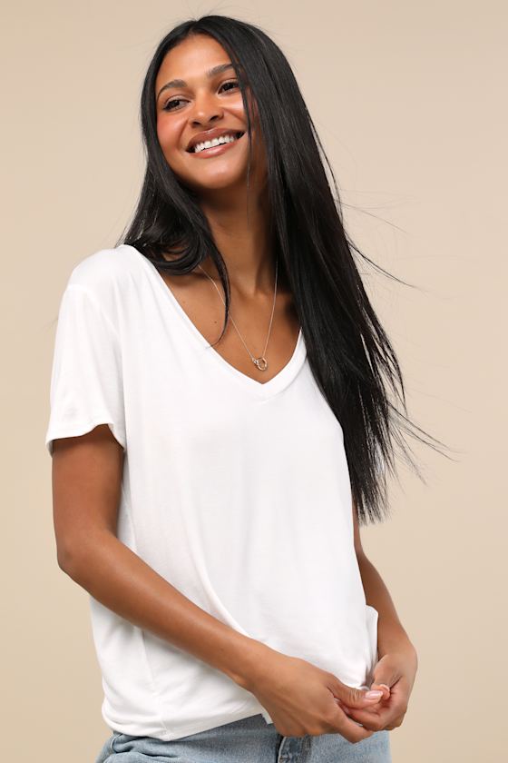Lulus Adyn Ivory V-neck Short Sleeve Tee