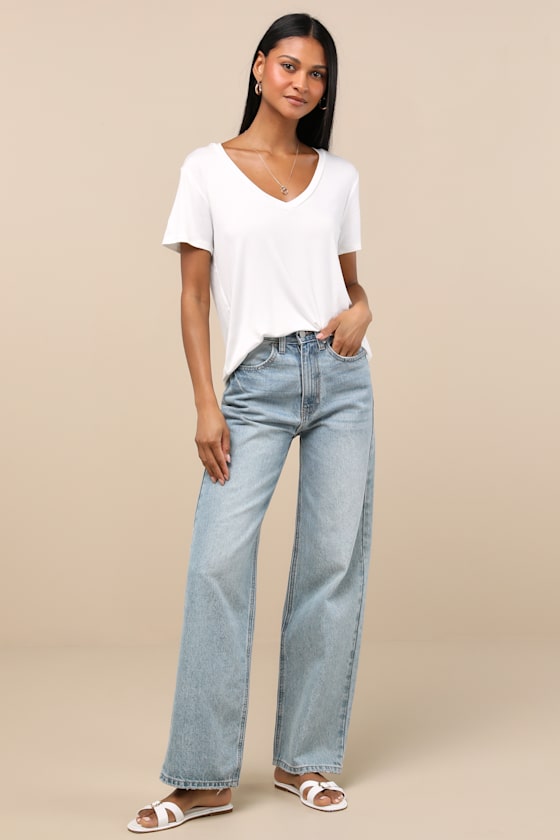 Lulus Adyn Ivory V-neck Short Sleeve Tee
