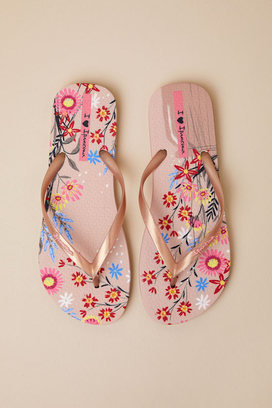 Ipanema Verao Tropical Beige And Gold Floral Flip Flops