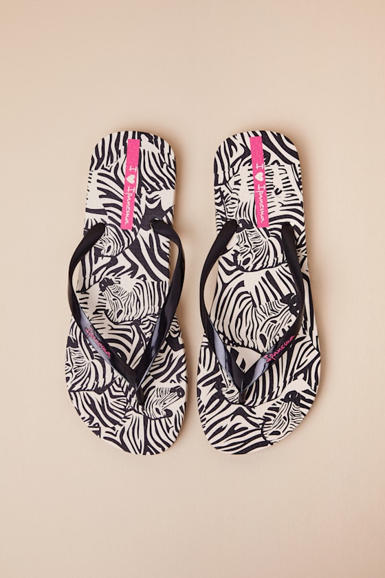 Animal Print Beige and Black VI Fem Flip Flops 1