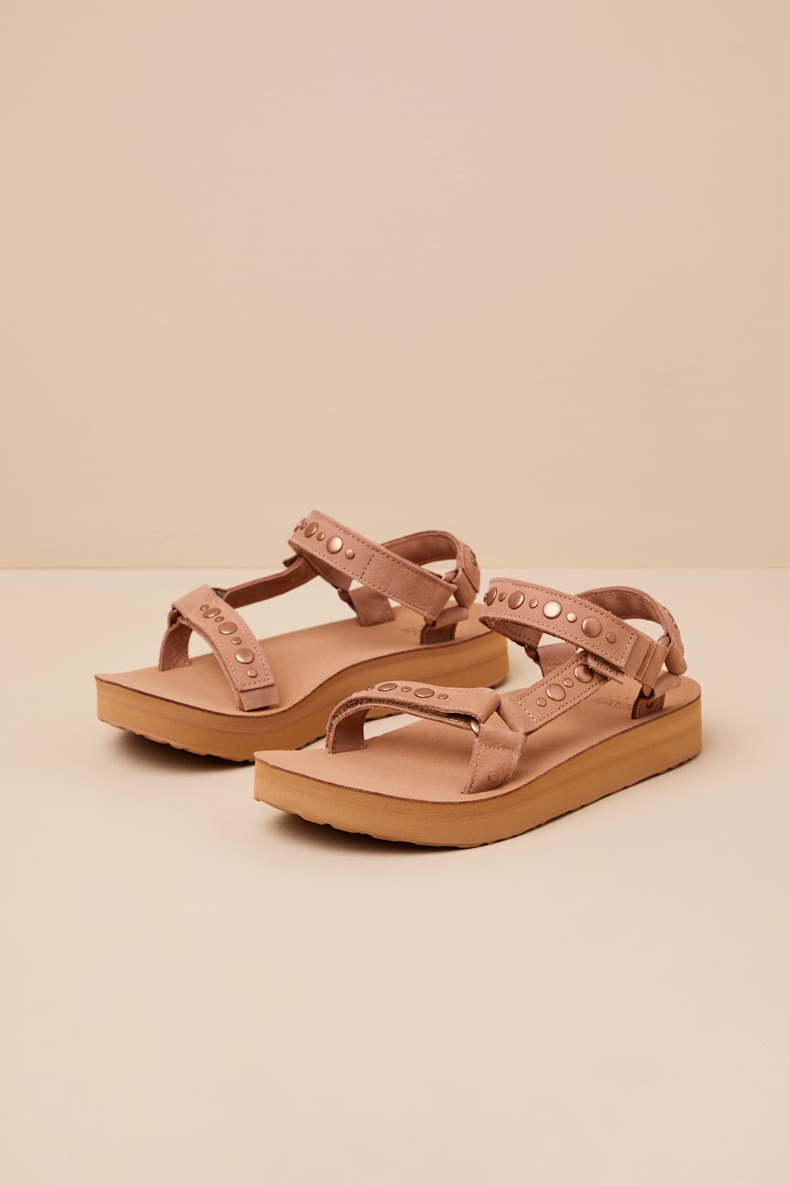 Midform Universal Tanzine Studded Leather Sandals