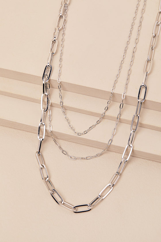LULUS ALWINE SILVER LAYERED PAPERCLIP CHAIN NECKLACE