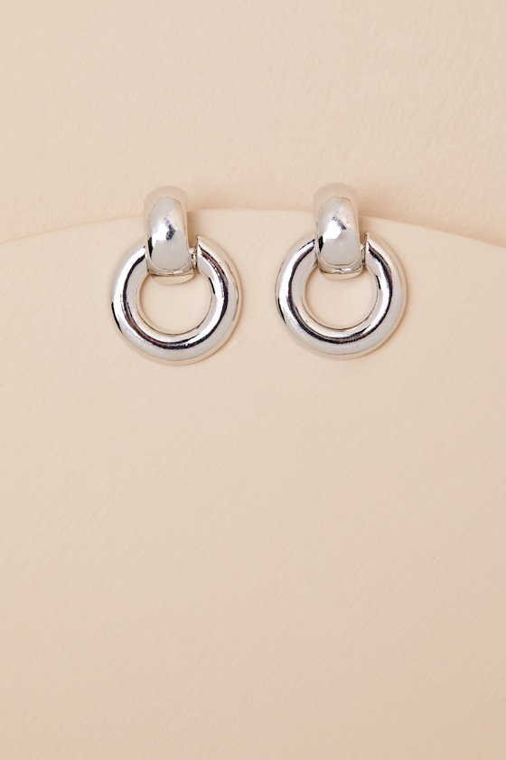 Lulus Kerensa Silver Door Knocker Earrings