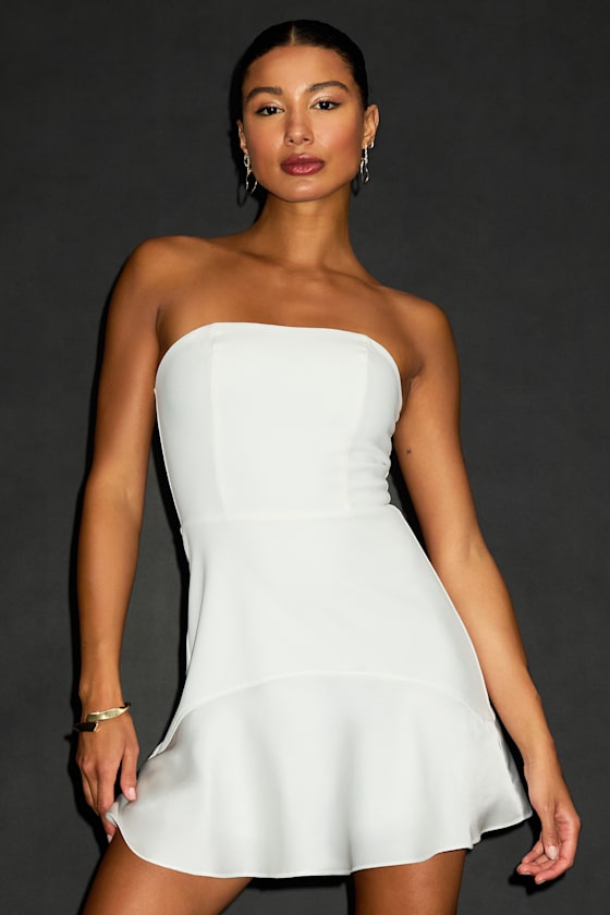 Compelling Style White Strapless Mini Dress