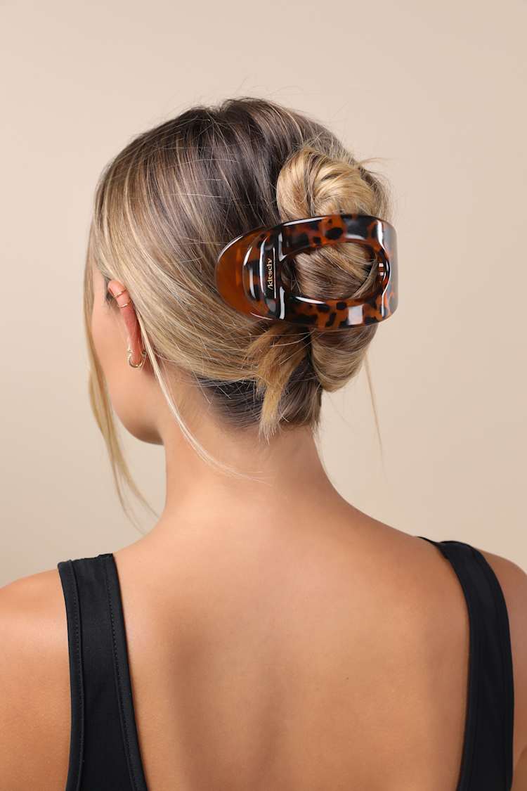 Flat Brown Tortoiseshell Cloud Clip
