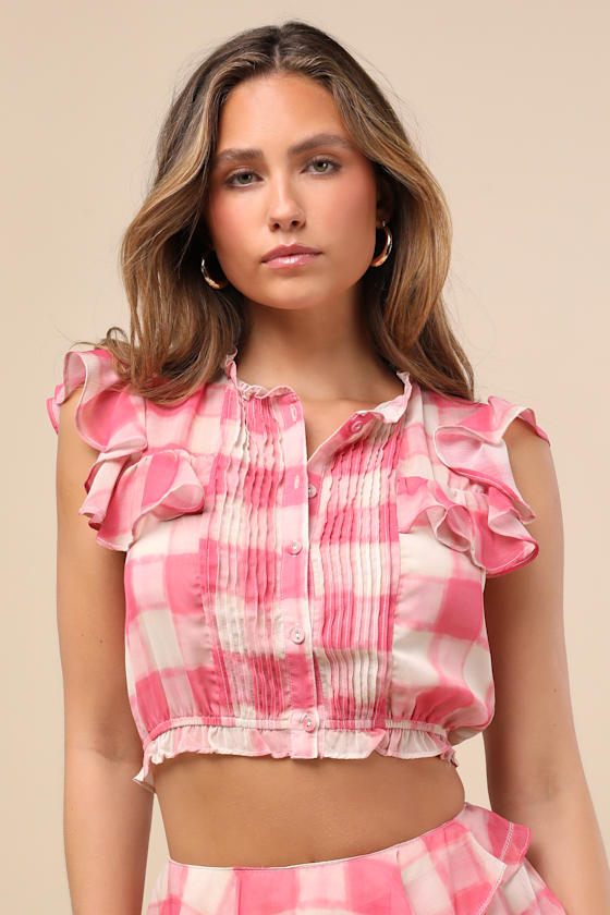 Jacquie The Label Giada Pink And Ivory Plaid Flutter Sleeve Crop Top