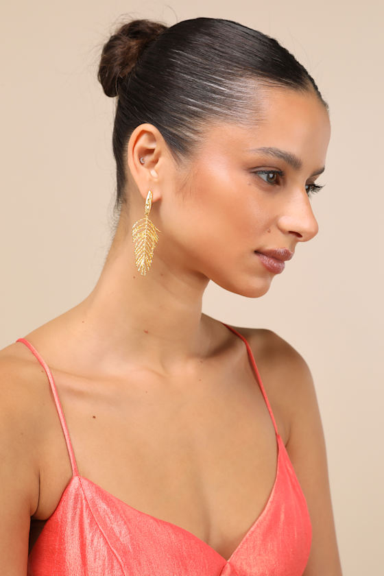 LULUS KAEDE GOLD LEAF DROP EARRINGS
