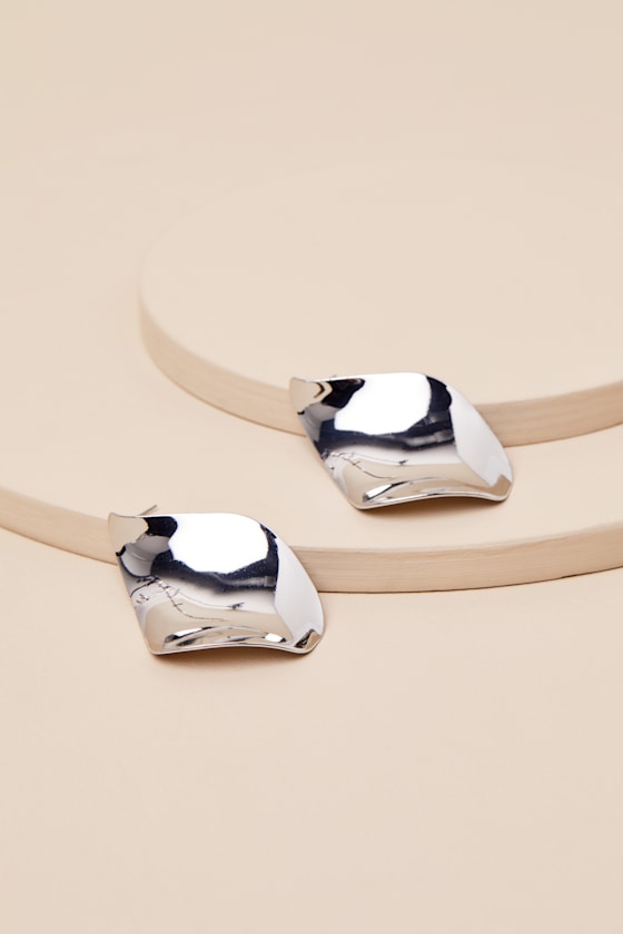 LULUS DONELLA SILVER STATEMENT EARRINGS