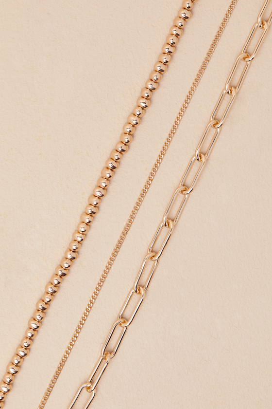 LULUS UDANE GOLD LAYERED TOGGLE NECKLACE
