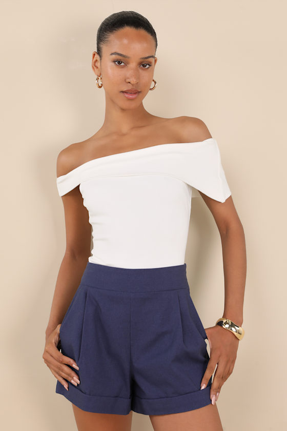 Marieke Navy Pleated High-Rise Shorts 4