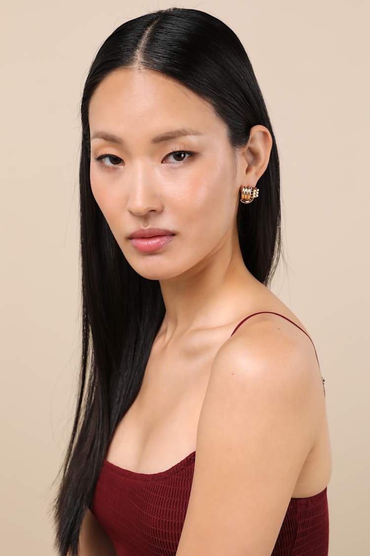 Batina Gold Ribbed Knotted Stud Earrings