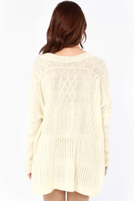 womens oversized cream sweater