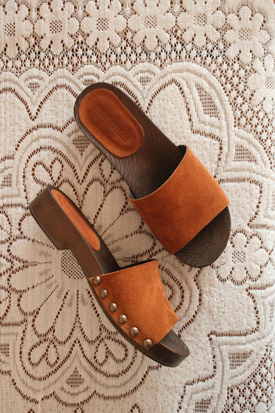 Steve Madden Cento Chestnut Suede Leather Slide Sandals In Brown