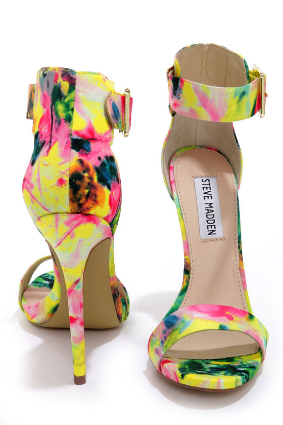 steve madden patterned heels