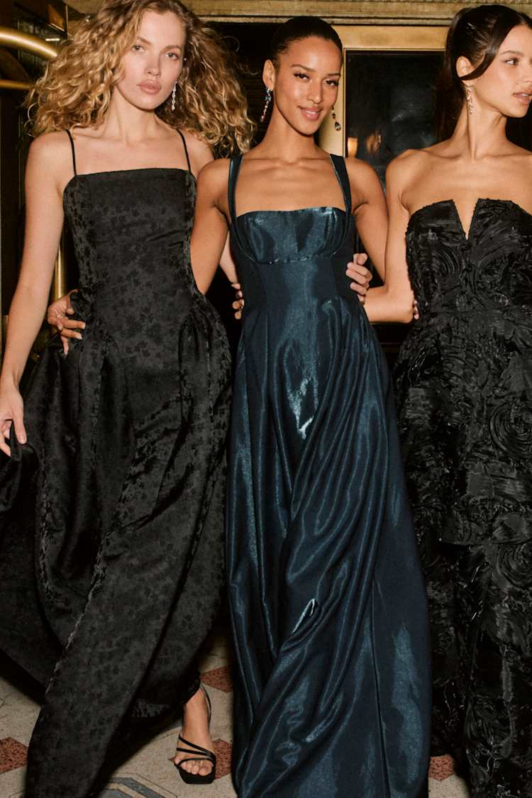 Immaculate Aura Shiny Dark Teal Taffeta Maxi Dress With Pockets