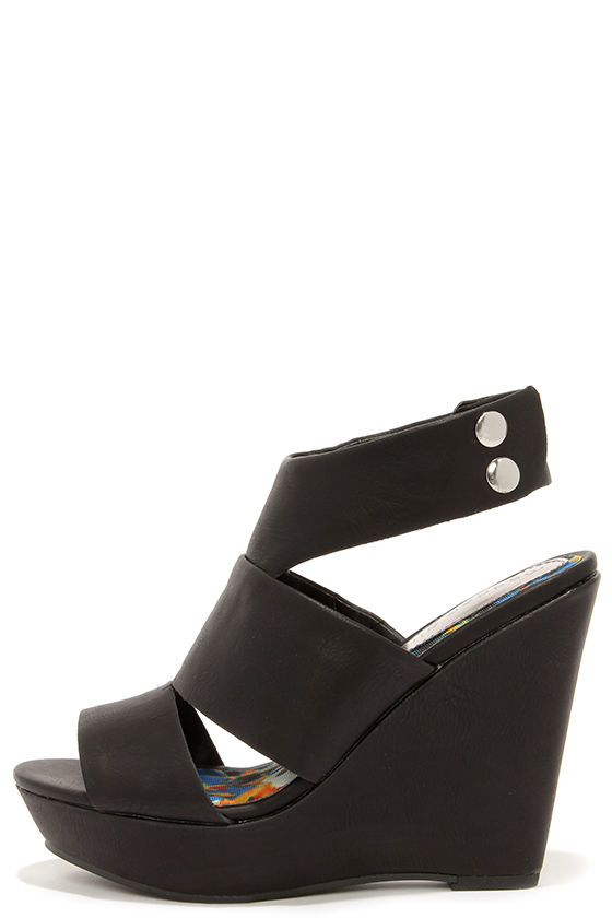 girls black wedge