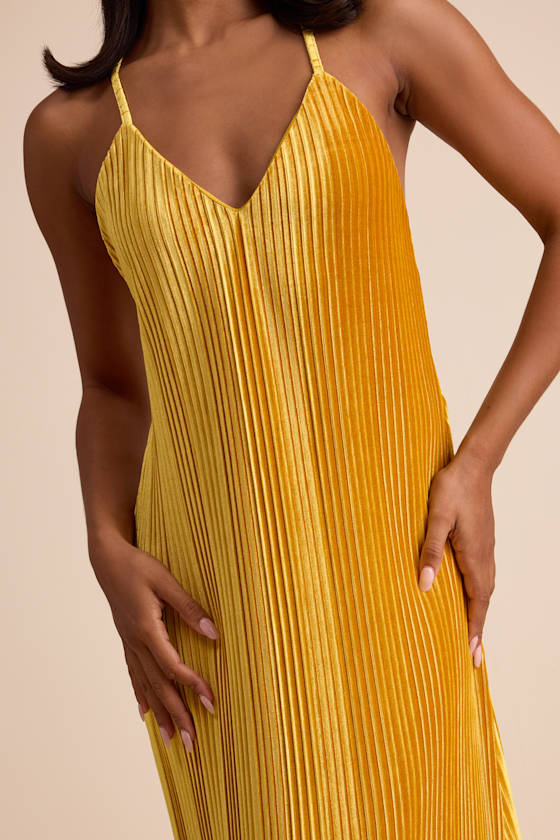 Lulus Kauri Golden Yellow Velvet Pleated Backless Maxi Dress In Yellow
