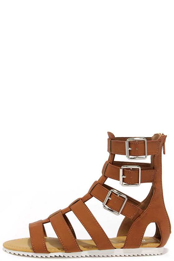 tan gladiator flat sandals