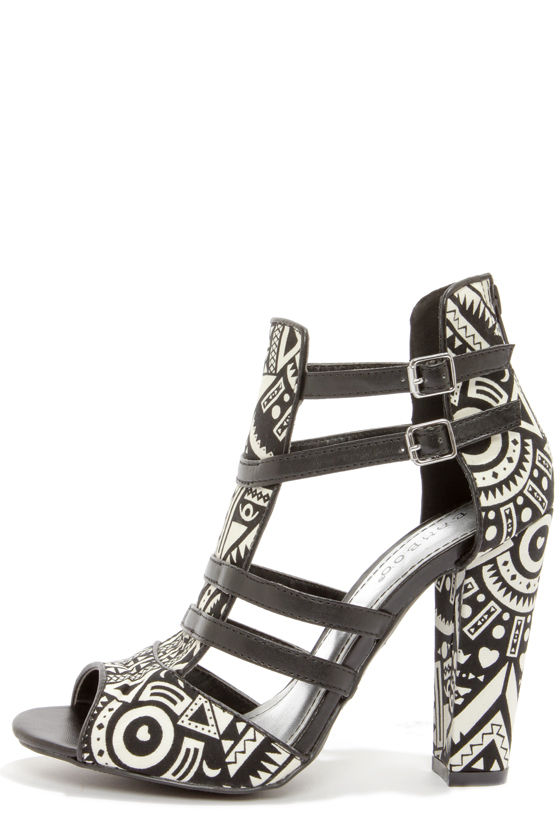 low heel black and white shoes