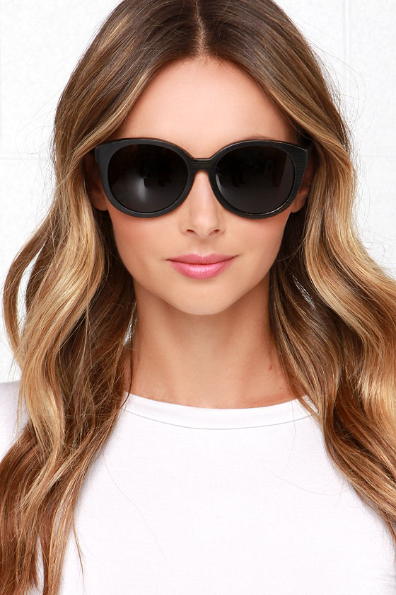 Woodzee Karlie Black Sunglasses Bamboo Sunglasses 80.00 Lulus