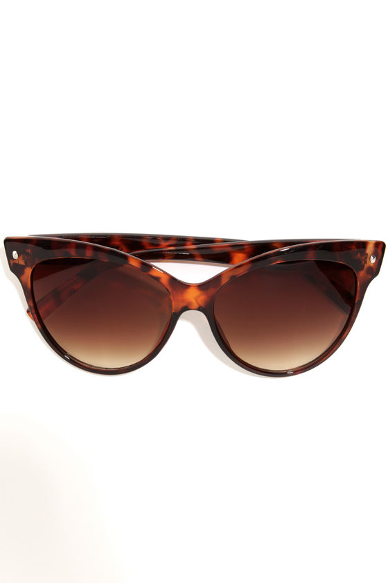 Cute Tortoise Sunglasses CatEye Sunglasses 11.00 Lulus