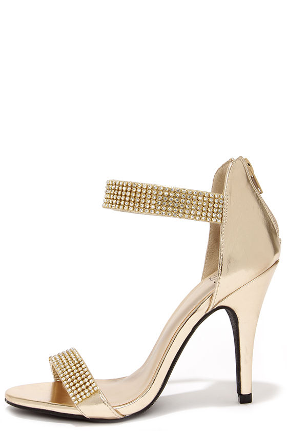 gold heels with pearls