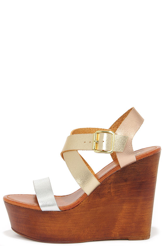 metallic wedge shoes
