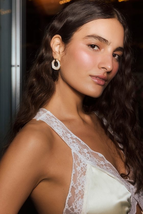 Ryanna Ivory Stone Oval Stud Earrings 6