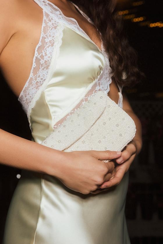 Ardea Ivory Beaded Pearl Crossbody Clutch 9