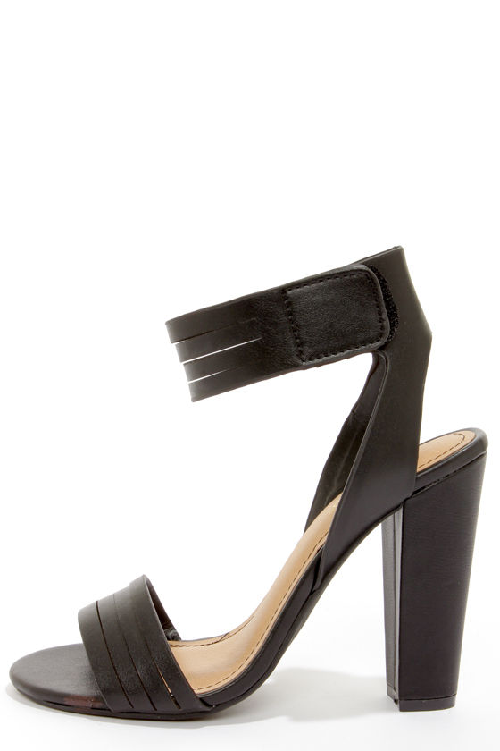 Bamboo black heels hotsell