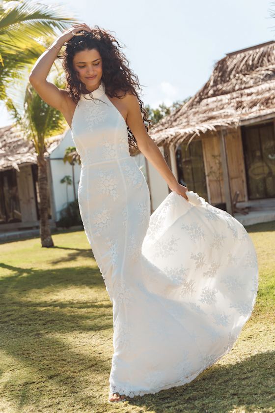 Dreamy Glamour White Embroidered Halter Mermaid Maxi Dress 5