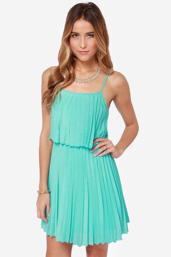 turquoise pleated dress