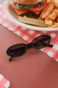 Finn Black Round Sunglasses 1