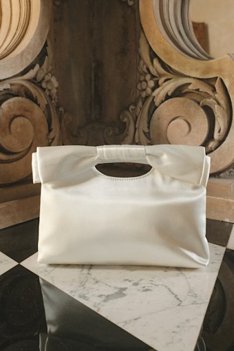 Total Romantic White Satin Bow Clutch 1