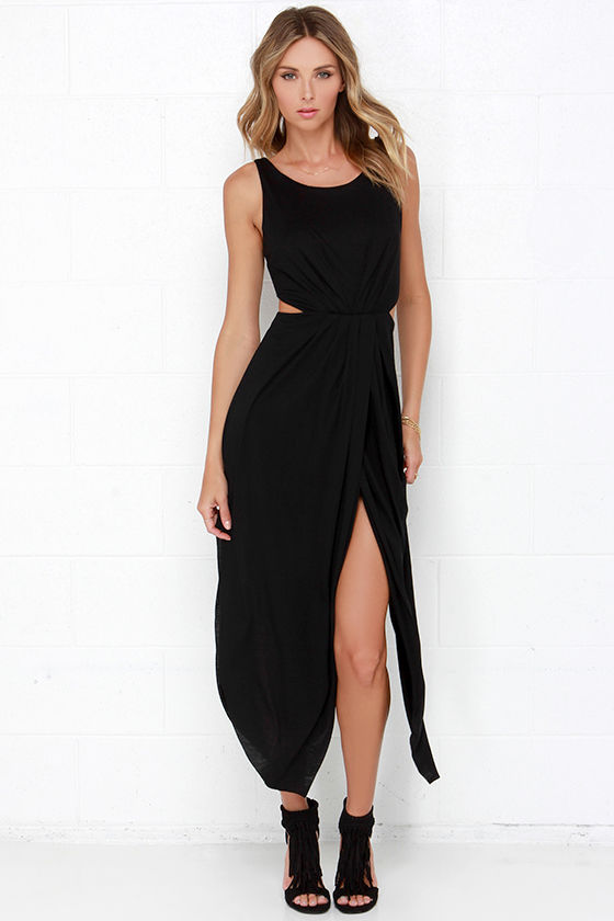 flowy black maxi dress