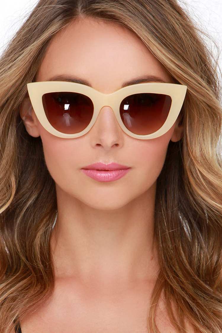 Quay Kitti - Cat-Eye Glasses - Beige Sunglasses - $40.00 - Lulus display picture 3